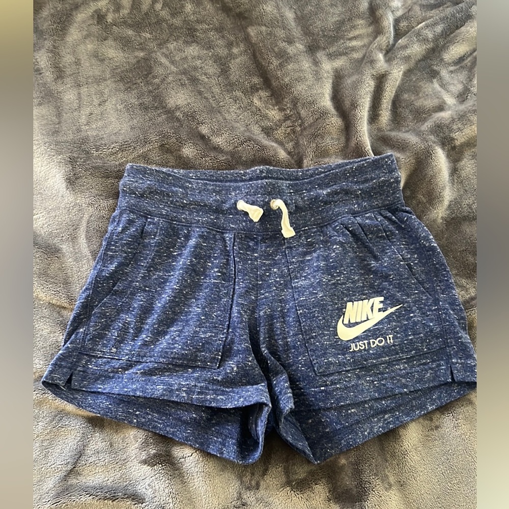 Nike cotton shorts - Picture 2 of 4